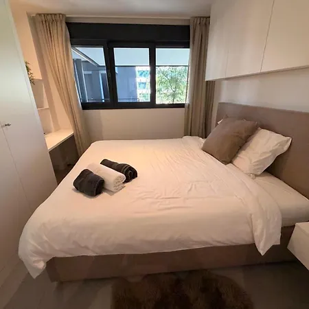 Modern Sea View 3 Bedroom Lejlighed Estepona