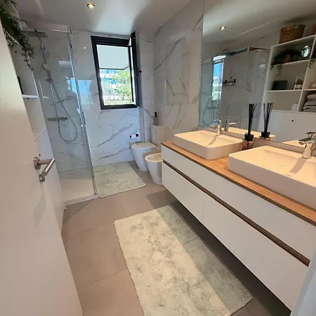 Lejlighed Modern Sea View 3 Bedroom Estepona